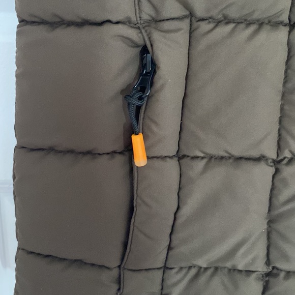 BLACK MOUNTAIN - down puffer vest green size small - Picture 3 of 7